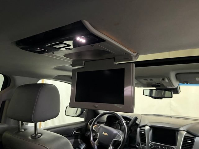 Used 2015 Chevrolet Suburban LT AWD/4WD image 16