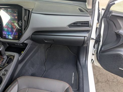Certified 2025 Subaru Crosstrek 2.5i Limited w/ Crosstrek Mirror Package AWD/4WD image 27