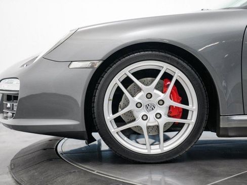 Used 2009 Porsche 911 Carrera 4S image 16