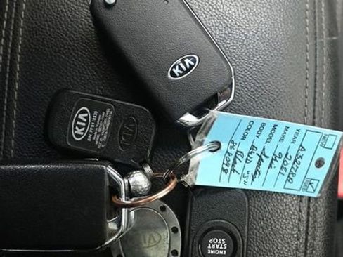 Used 2021 Kia Sportage S image 22