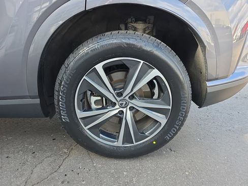 Used 2023 Lexus RX 350h w/ Cold Area Package image 33