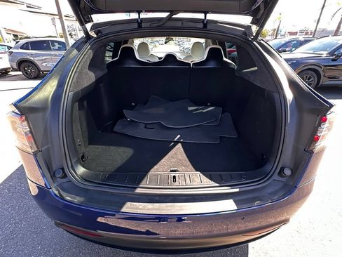 Used 2020 Tesla Model X Long Range AWD/4WD image 8