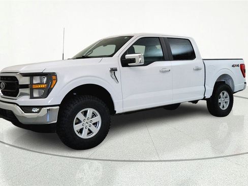 Used 2023 Ford F150 XLT AWD/4WD image 3