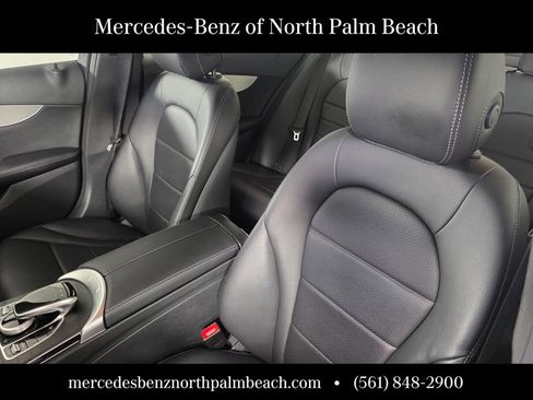 Certified 2018 Mercedes-Benz C 300 4MATIC Sedan image 12