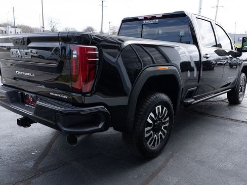New 2026 GMC Sierra 2500 Denali Ultimate AWD/4WD image 13