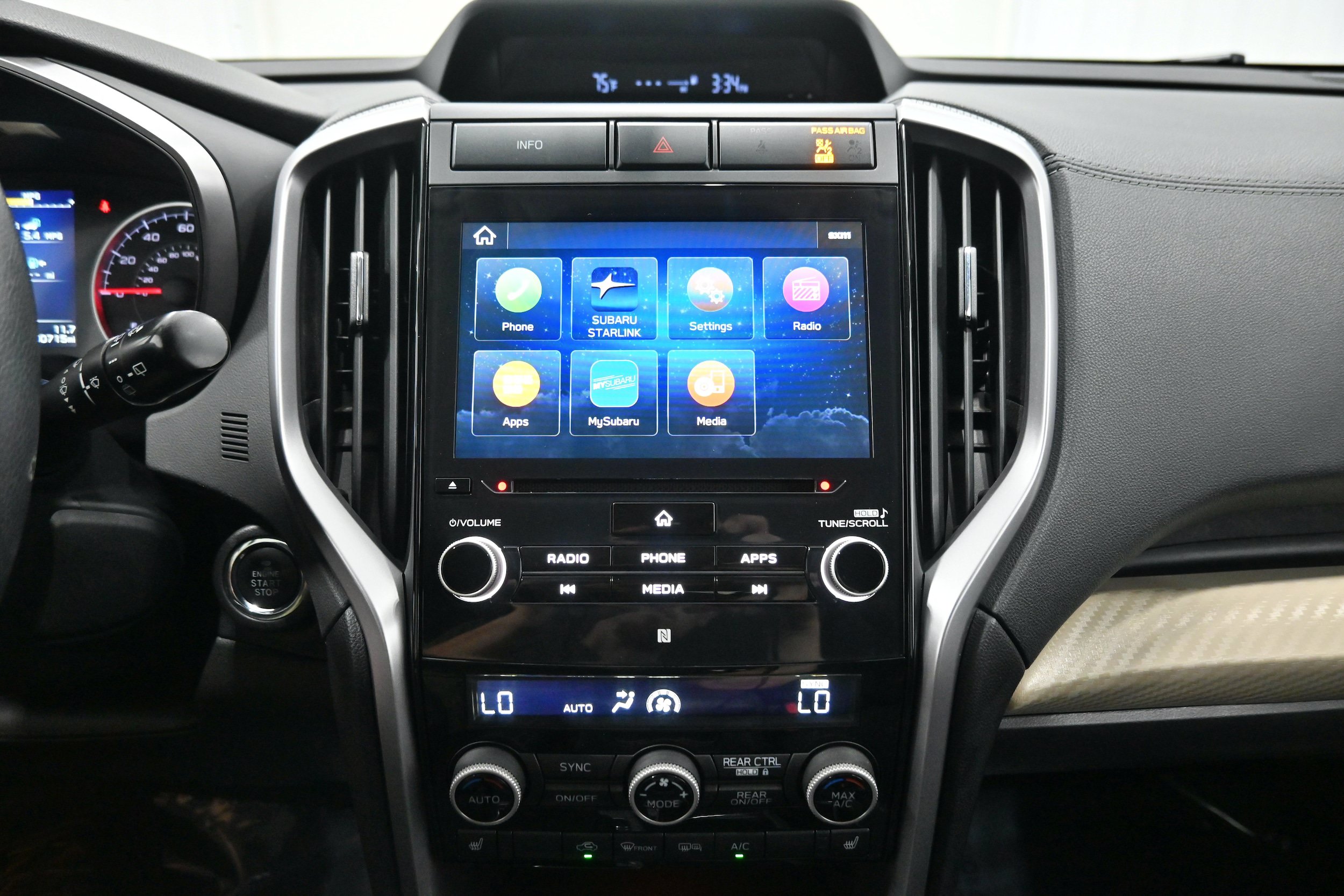 Used 2020 Subaru Ascent Premium w/ Convenience Package AWD/4WD image 11