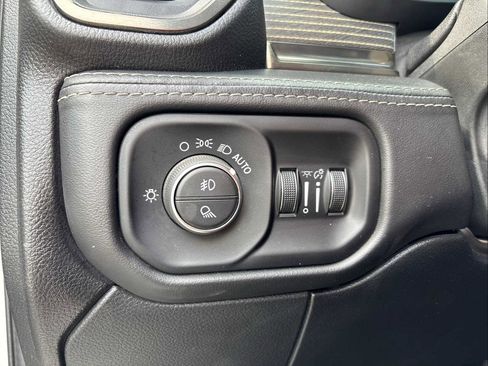 Used 2020 RAM 2500 Limited AWD/4WD image 18