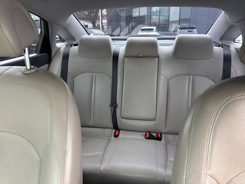 Used 2016 Hyundai Sonata Limited image 33