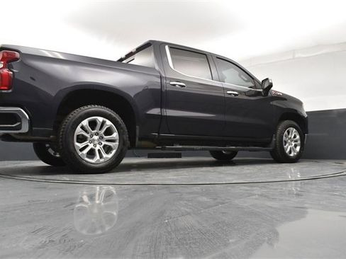 Used 2024 Chevrolet Silverado 1500 LTZ w/ LTZ Convenience Package II image 24