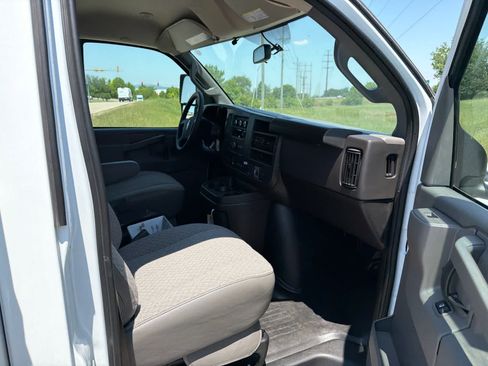 New 2025 GMC Savana 3500 w/ Power Convenience Package RWD image 27
