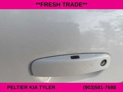 Used 2021 Dodge Challenger SXT w/ Driver Convenience Group image 6