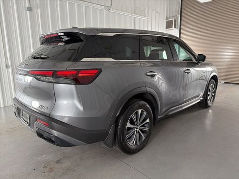 Certified 2024 INFINITI QX60 Pure image 7