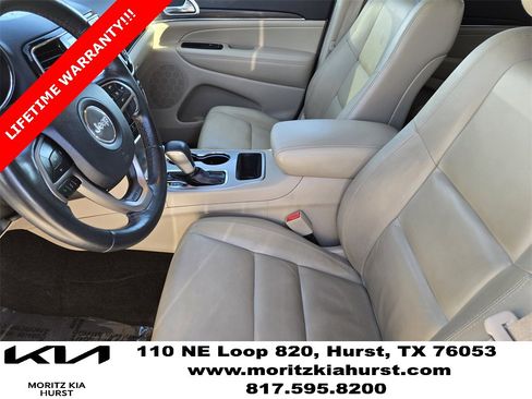 Used 2019 Jeep Grand Cherokee Limited image 18