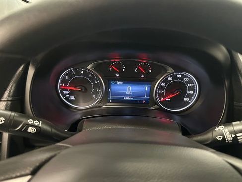 Used 2024 GMC Terrain SLE image 18