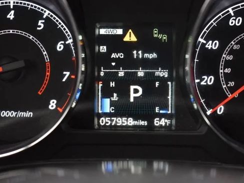 Used 2024 Mitsubishi Outlander Sport SE AWD/4WD image 28