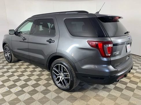 Used 2018 Ford Explorer Sport w/ Equipment Group 401A AWD/4WD image 17