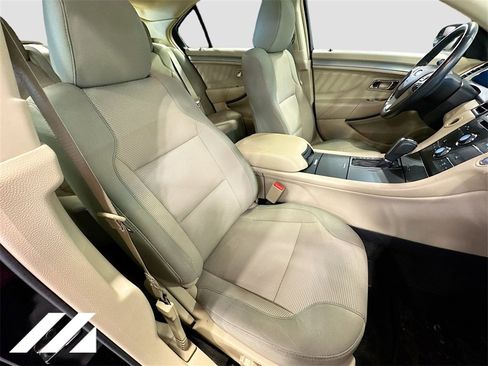 Used 2014 Ford Taurus SEL w/ Equipment Group 201A image 30