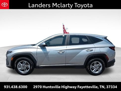 Used 2025 Hyundai Tucson SE FWD image 6
