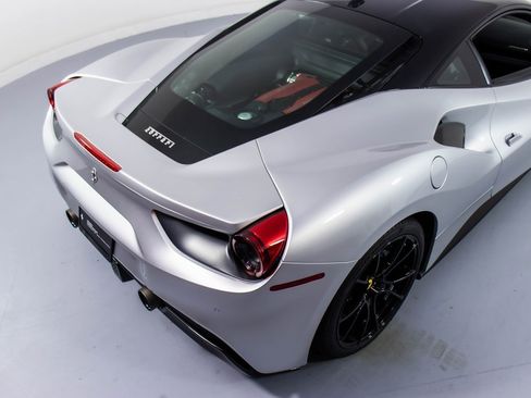 Certified 2016 Ferrari 488 GTB image 21