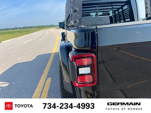 Used 2022 Jeep Gladiator Mojave w/ LED Lighting Group AWD/4WD image 19
