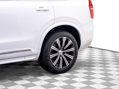 Used 2025 Volvo XC90 B6 Core AWD/4WD image 37