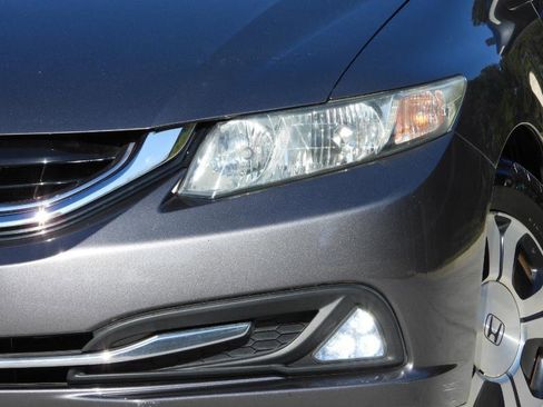Used 2013 Honda Civic Hybrid Sedan image 3