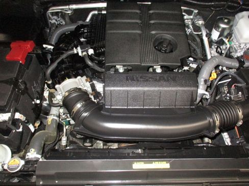 Used 2024 Nissan Frontier SL w/ Technology Package AWD/4WD image 36