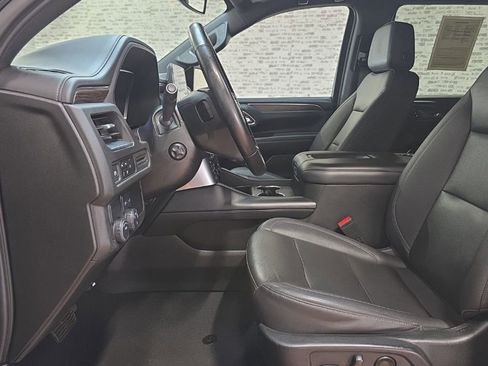 Used 2023 Chevrolet Tahoe LT w/ Luxury Package RWD image 25