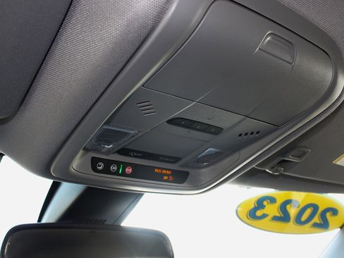 Used 2023 Chevrolet Blazer LT w/ Convenience Package image 34