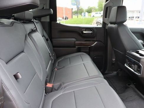 Certified 2022 GMC Sierra 1500 SLT w/ SLT Premium Plus Package AWD/4WD image 14