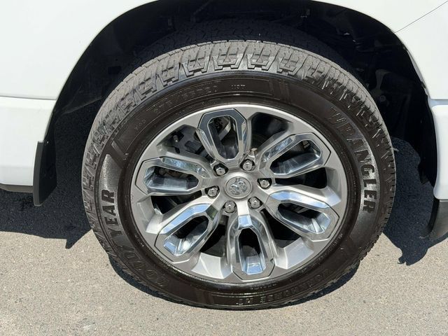 Used 2023 RAM 1500 Laramie AWD/4WD image 7