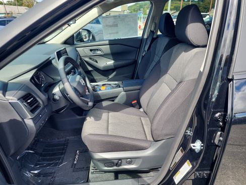 New 2026 Nissan Rogue SV image 11