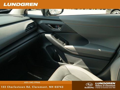 Used 2024 Subaru Crosstrek 2.5i Limited AWD/4WD image 24