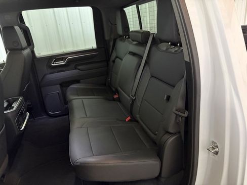 Used 2025 GMC Sierra 2500 SLT w/ SLT Premium Package image 20