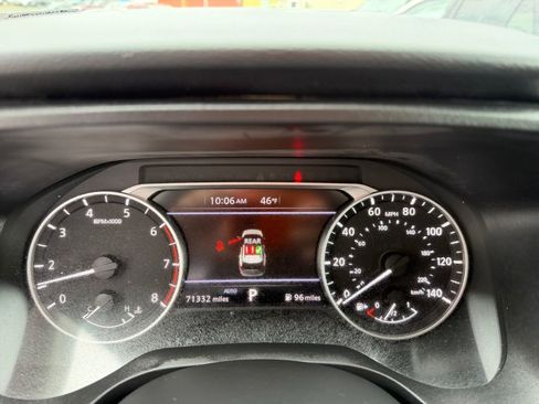 Used 2024 Nissan Rogue SV AWD/4WD image 16