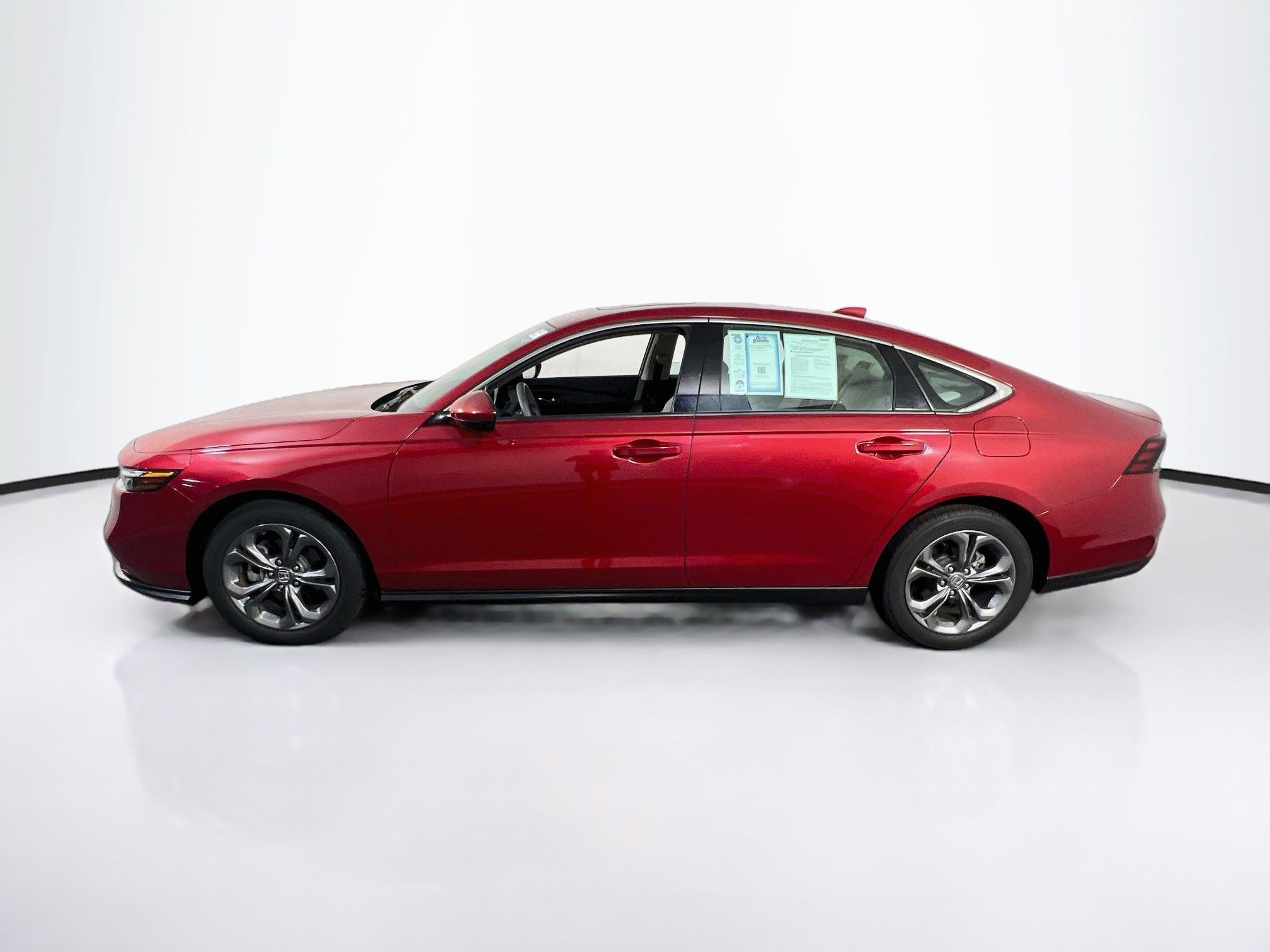 Used 2024 Honda Accord EX image 8