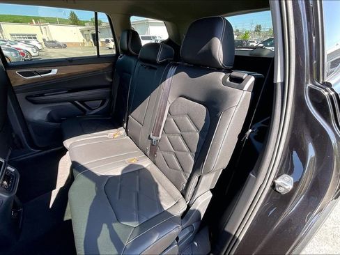 Used 2026 Volkswagen Atlas SE AWD/4WD image 24