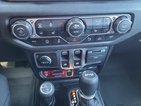 New 2026 Jeep Wrangler Willys AWD/4WD image 30