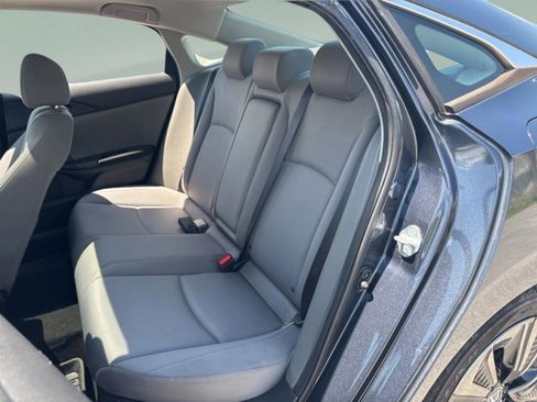 Used 2019 Honda Civic EX image 26
