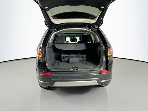 Certified 2023 Land Rover Discovery Sport S image 28