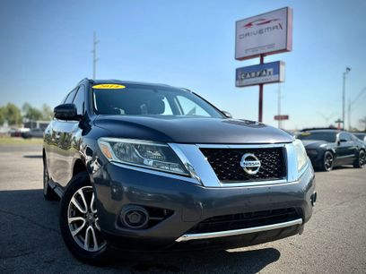 Used 2014 Nissan Pathfinder SV