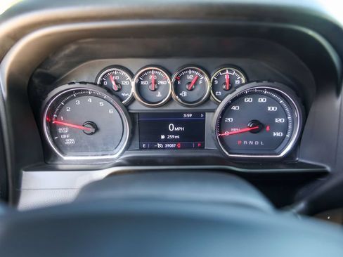 Used 2020 Chevrolet Silverado 1500 LT w/ Texas Edition RWD image 12