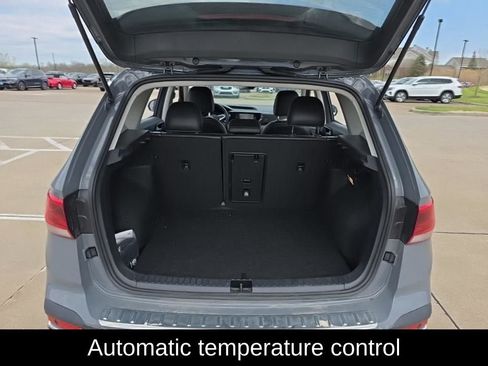 Used 2023 Volkswagen Taos SEL AWD/4WD image 8