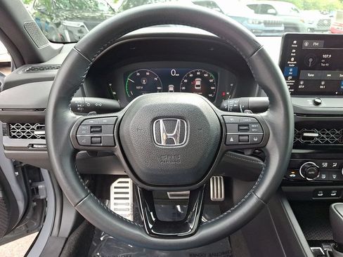 Used 2023 Honda Accord Sport image 19