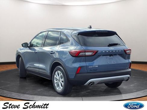 New 2026 Ford Escape Active w/ Cold Weather Package FWD image 3