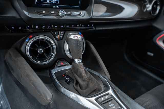 Used 2018 Chevrolet Camaro ZL1 RWD image 27