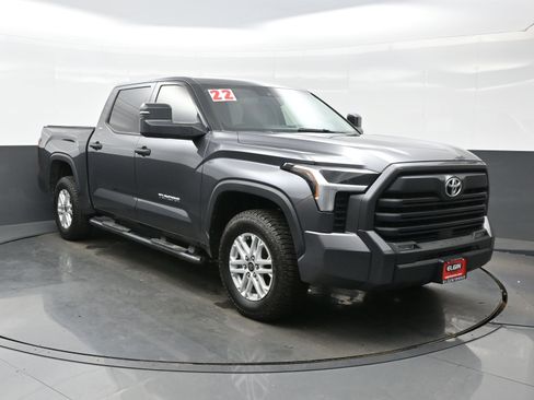 Used 2022 Toyota Tundra SR5 image 8