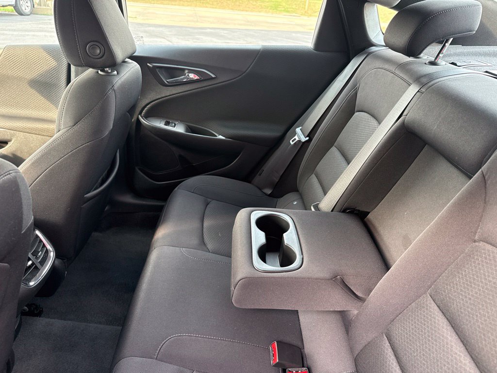 Used 2024 Chevrolet Malibu LT FWD image 27