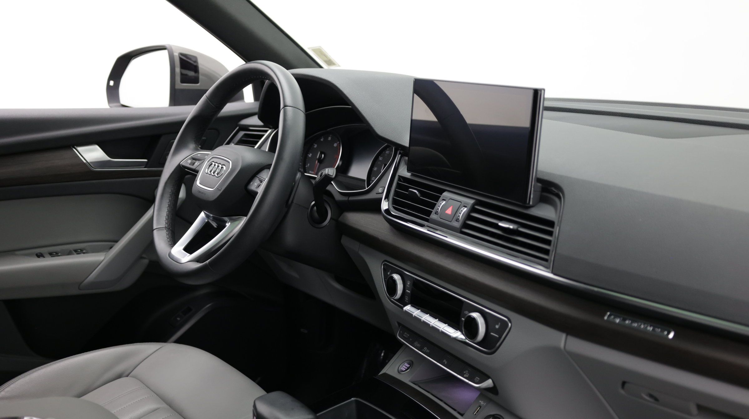 Used 2023 Audi Q5 2.0T Premium w/ Convenience Package AWD/4WD image 42