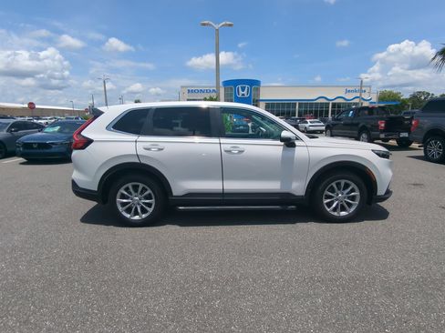Certified 2024 Honda CR-V EX-L image 3